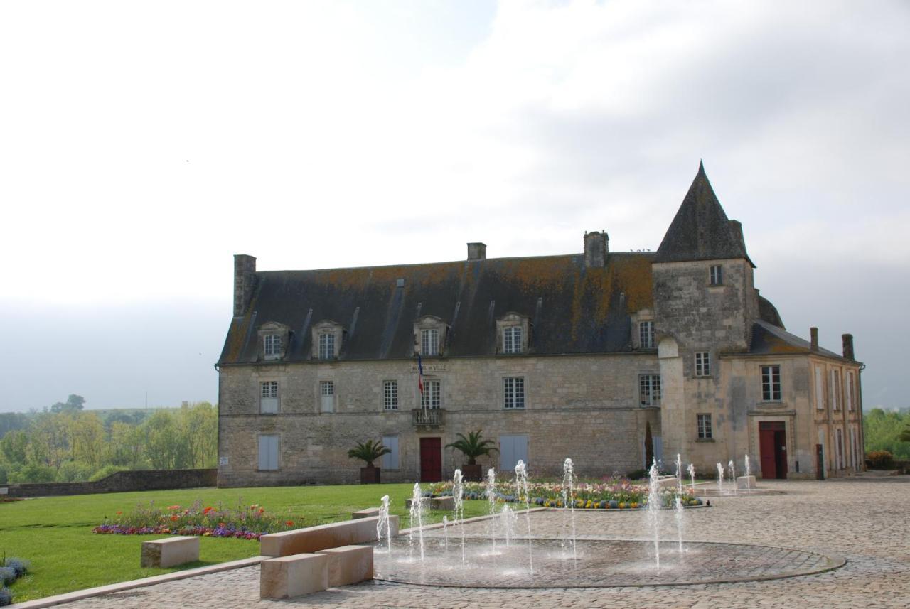 Maison Jeanne D'Arc Saint-Genis-de-Saintonge 외부 사진